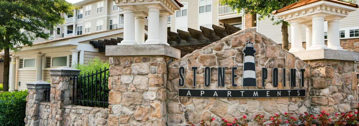 Stone Point Apartments | Bozzuto